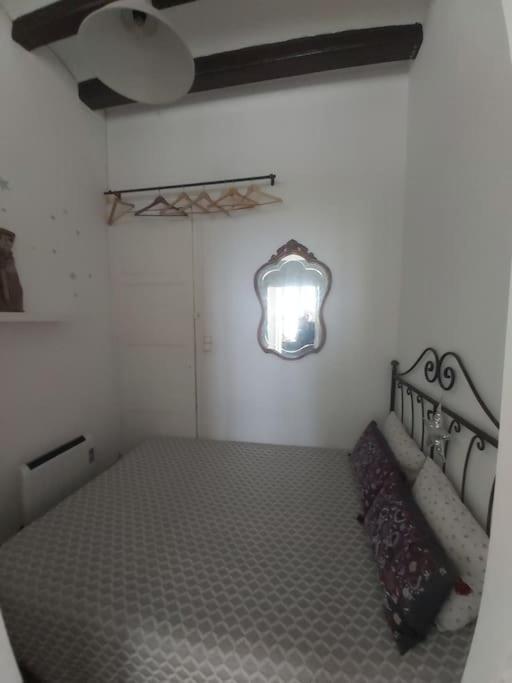 Small In Sants With Huge Terrace Privatunterkunft